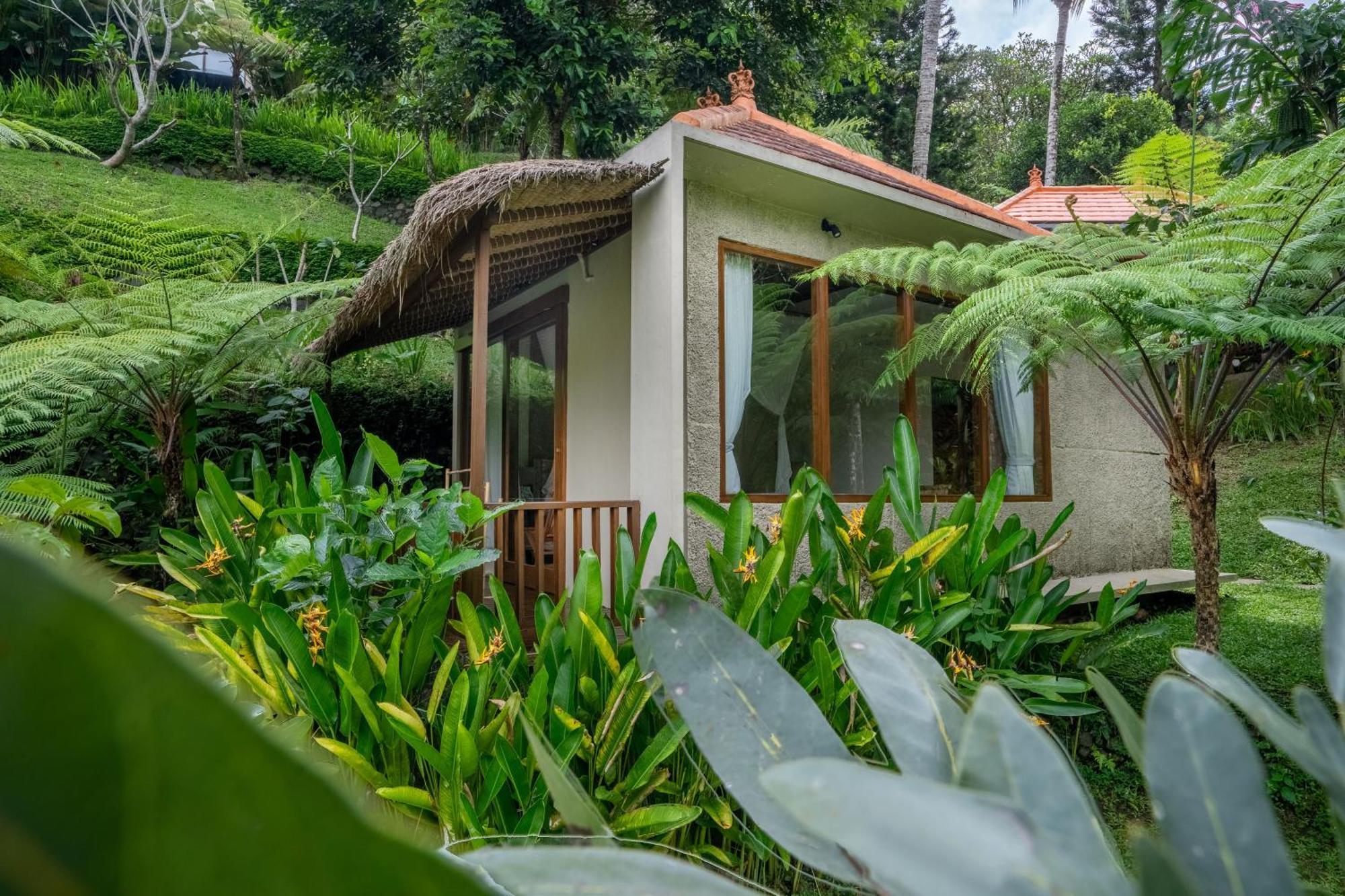 Tjendana Kanaka Jungle Resort Ubud Экстерьер фото